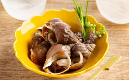 10-536 【年内配送12月15日入金まで】エゾばい貝(磯ツブ)『醤油煮』900g（300g×3） within2025