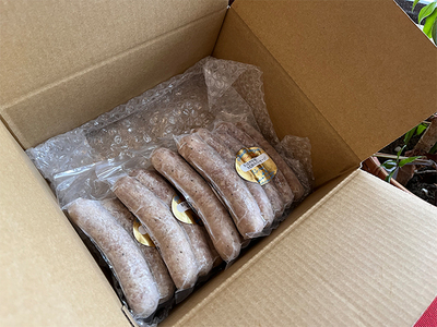 熟成豚肉 ソーセージ 5本入り 4パック セット 詰め合わせ 長谷川自然牧場 レストラン山崎 冷凍 加工肉 加工品 豚 豚肉 お肉 肉 おつまみ つまみ 惣菜 おかず 朝食 熟成豚 青森 青森県 鯵ヶ沢町