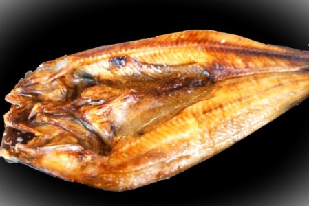 自家製開き縞ホッケ 干物４枚セット 海鮮 開き縞ホッケ ほっけ 魚 焼き魚 肉厚 開き 干物 グリル 小分け 真空 4枚入り 冷凍 おつまみ おかず 北海道 函館市 ふるさと納税_HD069-005