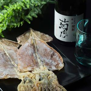 『焼酎 菊ちゃん』 720ml & 小泊するめセット 【中泊町特産物直売所ピュア】 お酒 F6N-009