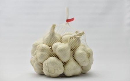 【2026年8月発送】【早期予約品】にんにく(1kg) 栽培期間中農薬、化学肥料不使用　【02402-0068】