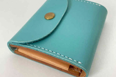 牛革 財布 手作り 三つ折り 財布 1個 おいらせブルー [CBRO.m 青森県 おいらせ町 oi02ayo710002]