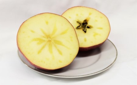 りんご【あいかの香り】12～18玉（約5kg）【2024年産・先行予約】