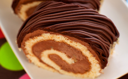 生しょこらモンブラン お菓子 スイーツ ロールケーキ 洋菓子 生菓子 チョコ好き 濃厚クリーム 
