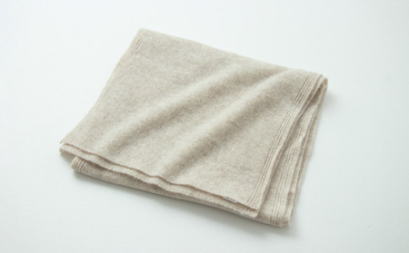 【UTOカシミヤ】天使のマフラー〈サンド〉 岩手県 北上市 H0129 （UTO）　マフラー カシミヤ カシミア