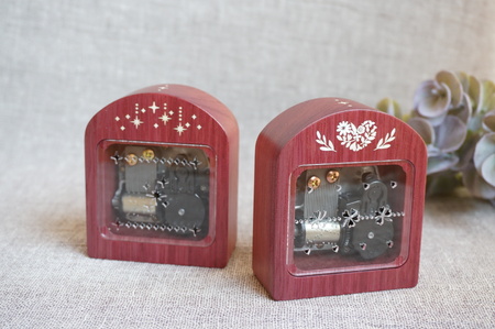 【貝象嵌】オルゴール 岩手県 北上市 夢工房 D0537 貝象嵌 パープルハート オルゴール 木製 紫紅木 無垢材 ハンドメイド エリーゼにために 星に願いを 贈り物 プレゼント 岩手県 北上市 夢工房 D0537 かわいい 工芸品 置物 インテリア