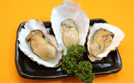 【牡蠣殻あり】 わいわいの牡蠣のバター焼き 6個～8個 【 冷凍 便利 レンチン 湯銭 簡単 調理済み あたため レンジで 簡単お料理 人気 バター焼き 海鮮 牡蠣 かき カキ 岩手 陸前高田市 】RT1628