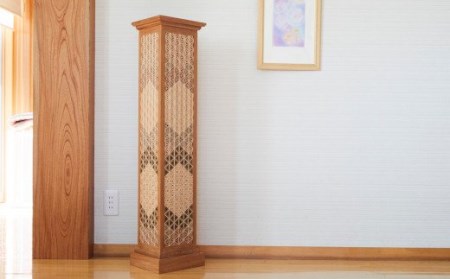 【卓越技能師の作品】組子の行灯(天然木:ケヤキ・ヒバ・スギ・ホウ)RT1254