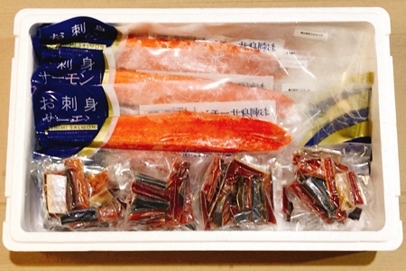 お刺身トラウトサーモン6～12本(計3kg)＆鮭とば100g×8P D-09041