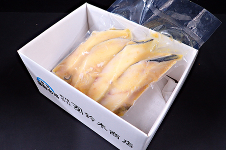 根室海鮮市場＜直送＞銀だら西京漬け4切(1切約110g)×1P G-28058