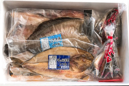 海鮮セットA(さんま2種・タコ・干物4種・紅鮭) C-36011