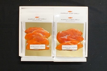 [12月21日決済分まで年内配送][鮭匠ふじい]天然紅鮭のスモークサーモン40g×8P A-42060