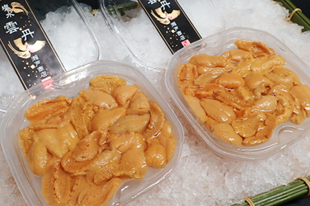 根室海鮮市場＜直送＞無添加むきたてムラサキウニ塩水パック50～60g×2P[5月下旬以降発送] A-28202