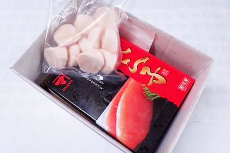 刺身用ほたて貝柱200g・甘口たら子500g(化粧箱入り) A-11204