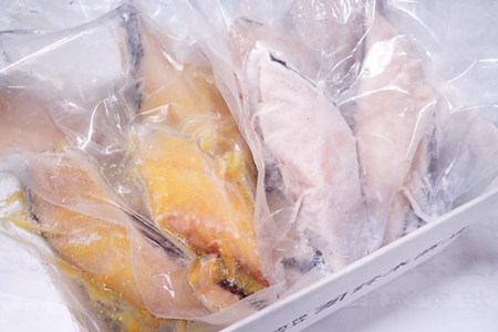 根室海鮮市場<直送>銀だら粕漬け・西京漬けセット(1切約110g×各4P) A-28228