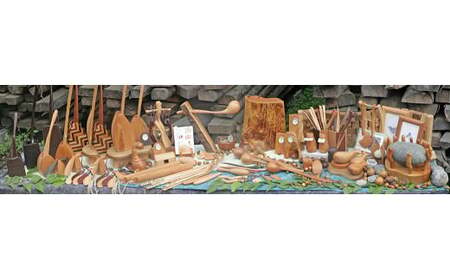 【プラム工芸】まごの手 長さ50cm(紐含まず)  最大幅2.5cm／オノオレカンバ 孫の手 木製 工芸品 手作り 使い心地 実用性 プレゼント 贈り物 記念品