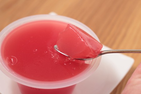 いわて 滝沢 スイカ ゼリー 6個 セット 【岩手県産】／ 滝沢西瓜 滝沢スイカ 滝沢すいか 西瓜 すいか フルーツゼリー 果物 くだもの フルーツ 果汁 甘い おやつ デザート 加工品 プレゼント ギフト お菓子 おかし 内祝い 誕生日 お祝い 御礼 お見舞い 名産 特産 ６個 おすすめ