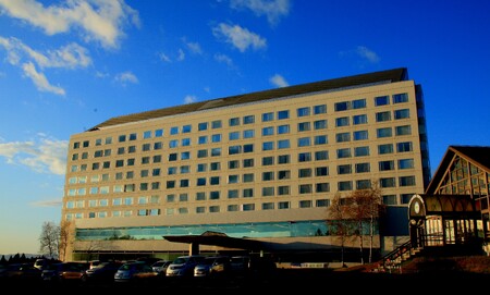 雫石プリンスホテル「宿泊券５枚セット」1泊2食付きペア宿泊券【スーペリアツイン】/ 宿泊チケット 旅行券 ペア 旅行チケット