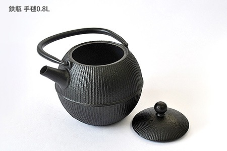 鉄分補給に最適 南部鉄 鉄瓶 手毬0 8l 岩手県矢巾町 ふるさと納税サイト ふるなび