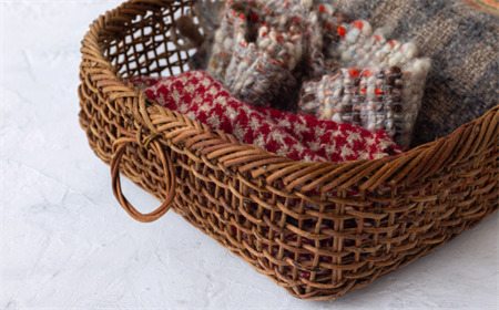 若畑創作館 あけび蔓スクエア「取っ手付きバスケット」(小)