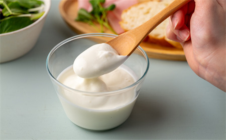 【定期便12ヶ月×月2回】YUDA「プレミアム湯田ヨーグルト」加糖・プレーン