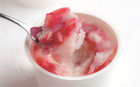 やまに農産　食べる甘酒「あまゆきちゃん」（イチゴ・カシス・サルナシ）