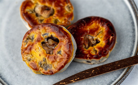 工藤菓子店「およねまんじゅう」（12個×２箱）