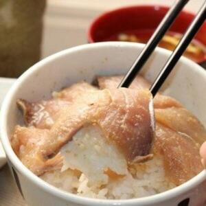 ブリの漬け丼の具（しょうゆ100g×3・ごま100g×3）セット｜冷凍 味付き ぶり 鰤 海鮮 丼の具 2種 岩手 iwate