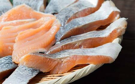 長根水産の 《訳あり》トラウトサーモンの切り身 約1㎏×1袋 鮭 さけ オランダ島 サーモン 三陸山田 山田町 山田湾 海産品 YD-1029