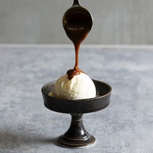 なかほら牧場 クリームリッチアイスと、ミルククリーム2種類のセット【配送不可地域:離島】【1624026】