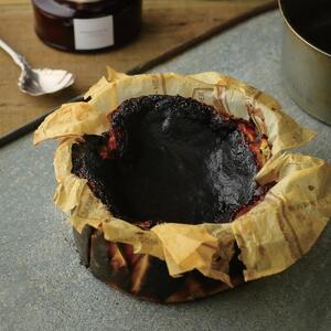 【kazunori ikeda individuel】伊達ブラックチーズケーキ　お菓子・チーズケーキ・スイーツ・チーズ・ケーキ