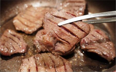 仙台名物 厚切り牛たん塩味 8mm 1,050g（350g×3P）【肉 お肉 にく 食品 人気 おすすめ  ギフト】