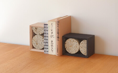 センダイフォルム ブックエンド02 ナチュラル【雑貨 日用品 文房具 ブックエンド インテリア デザイン 収納 オフィス 家庭 書斎 整理 整頓 モダン シンプル コンパクト 人気 便利 プレゼント ギフト 机上 知的 文房具 用品ステーショナリー】