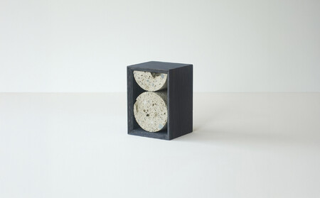 センダイフォルム ブックエンド02 ブラック【雑貨 日用品 文房具 ブックエンド インテリア デザイン 収納 オフィス 家庭 書斎 整理 整頓 モダン シンプル コンパクト 人気 便利 プレゼント ギフト 机上 知的 文房具 用品ステーショナリー】