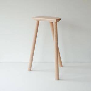 センダイフォルム シカガワスツール 板座 550【アウトドアグッズ 家具 工芸品 スツール 鹿革 人気 和装 インテリア ファニチャー クラフト 民芸品 仙台市 チェア デザイン 和風 伝統的 自然素材 エコフレンドリー リビング ダイニング】