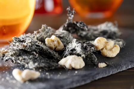 海苔とナッツの濃厚おつまみBARATZ(バラッツ) サワークリーム&オニオン 4個セット 【お菓子 スナック 菓子 おかし 食品 人気 おすすめ 】