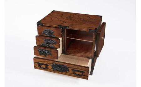 仙台箪笥 弐番 拭き漆【伝統 工芸品 グッドデザイン賞 タンス たんす 和タンス 仙台】 仙台箪笥 弐番 拭き漆【伝統 工芸品 グッドデザイン賞 タンス たんす 和タンス 仙台】