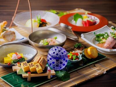 【日本料理「隨縁亭」(ホテルモントレ仙台)】<平日限定>ペアランチ食事券《ワンドリンク付 オリジナル御膳セット》【仙台市 食事券 チケット 人気 おすすめ】