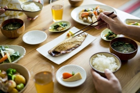 塩蔵セレクション〈唯〉 | 干物 セット 詰め合わせ 金華さば 金華サバ 鯖 さば サバ 吉次 アラスカ キチジ うす塩 粕漬け ノドグロ のどぐろ タラ たら 銀鱈 銀たら 銀タラ 間宮塩蔵 | mm00018