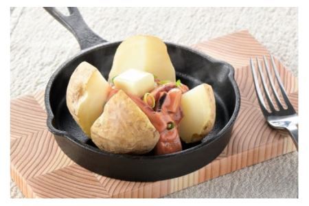 海の恵みをじっくり仕込んだ塩辛 大海原 300g 3個セット [小野万 宮城県 気仙沼市 20564654]