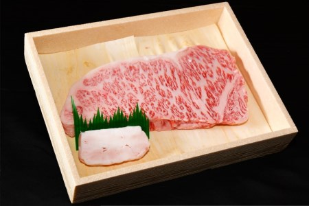 仙台牛 A5 サーロイン ステーキ 300g ちょっと厚めに2人用 [からくわ精肉店 宮城県 気仙沼市 20563358]