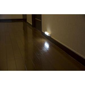 照明 乾電池式LEDセンサーライト ウォールタイプ 昼白色 BSL40WN-WV2