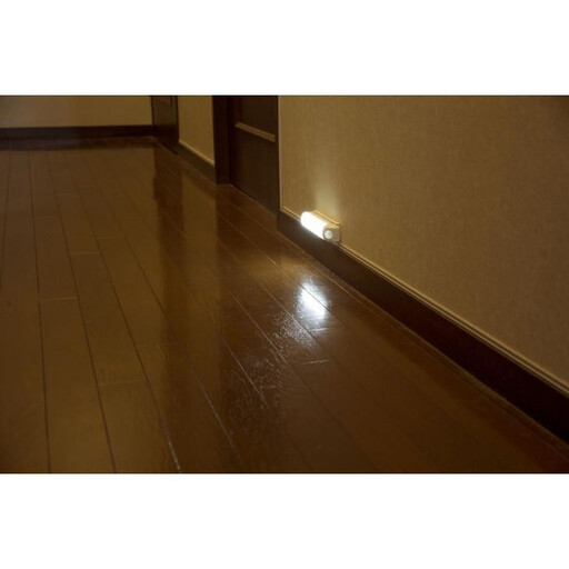 照明 乾電池式LEDセンサーライト ウォールタイプ 電球色 BSL40WL-WV2