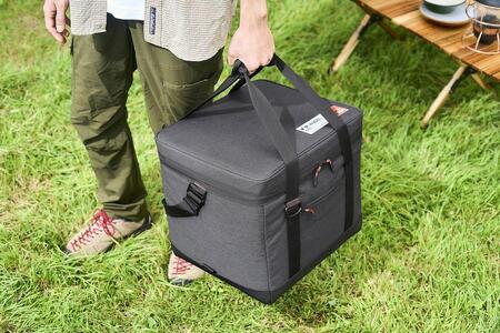 クーラーボックス ＨＵＧＥＬ　エアロゲルソフトクーラーボックス 25Ｌ 大容量 アイリスオーヤマ 6面真空断熱パネル 真空断熱 高保冷 アウトドア キャンプ BBQ 釣り スポーツ レジャー アイリスオーヤマ 防災 AGSC-25C チャコールグレー