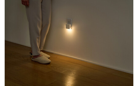 照明 コンセント式LEDセンサーライト 明暗センサータイプ CSL-IS