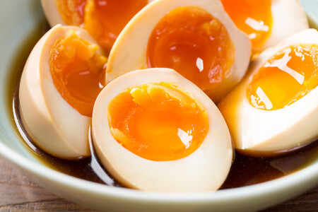 おおえだファーム アスタキサンチン卵（白）Lサイズ 50個入り 卵