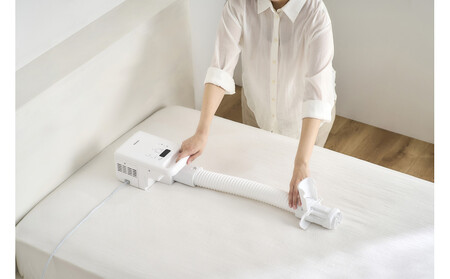 布団乾燥機 ふとん乾燥機 カラリエ シングルノズル アイリスオーヤマ 家電 電化製品 ダニ対策 オールシーズン 靴乾燥 くつ乾燥 コンパクトサイズ FK-C5-W ホワイト