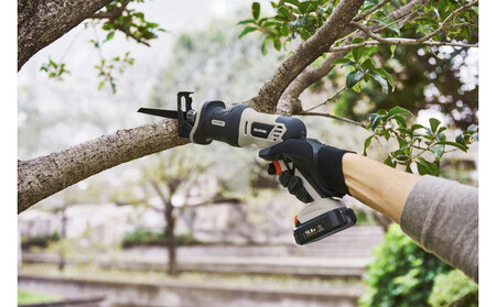 充電式レシプロソー 10.8V アイリスオーヤマ 家電 電化製品 ブレード2種類 木工用 鋼鉄用 コードレス 軽量 JRS13TC サンドベージュ