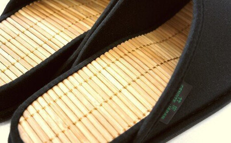 D型セノーテニット竹炭スリッパ　ブラック＜紳士用Ｌサイズ（約27.5cmまで）＞　【04301-0360】