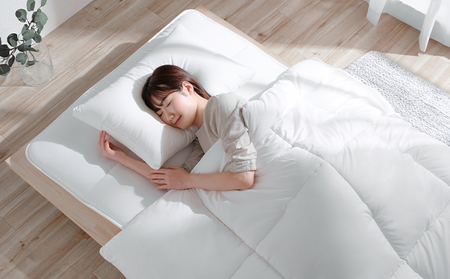 掛け布団 セミダブル KKF-WB15-SDN ホワイト 掛布団 洗える 洗濯可能 丸洗いOK 春夏 オールシーズン 通年 ウォッシャブル 洗濯ネット付 ふとん 軽量 軽い 抗菌防臭 アイリスオーヤマ 寝具 保温性 